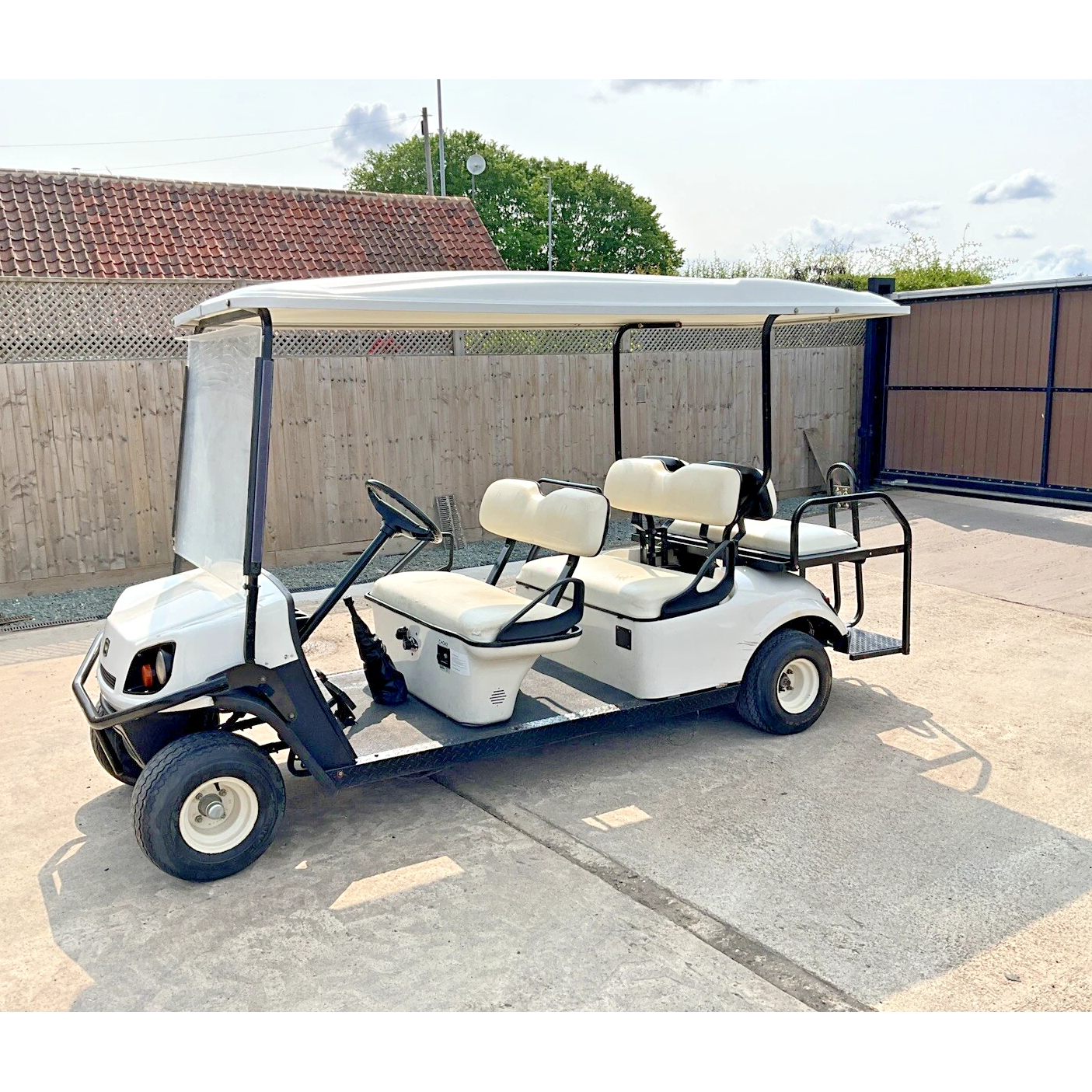 2015 CUSHMAN 6 SEATER KAWSAKI PETROL POWERED PEOPLE CARRIER GOLF BUGGY